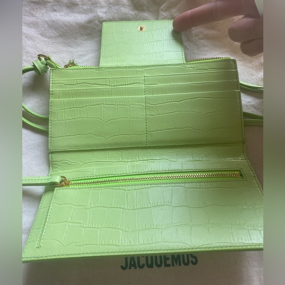 Jacquemus le pichoto shoulder bag never been worn. Shoulder bag, leather strap - Picture 4 of 5